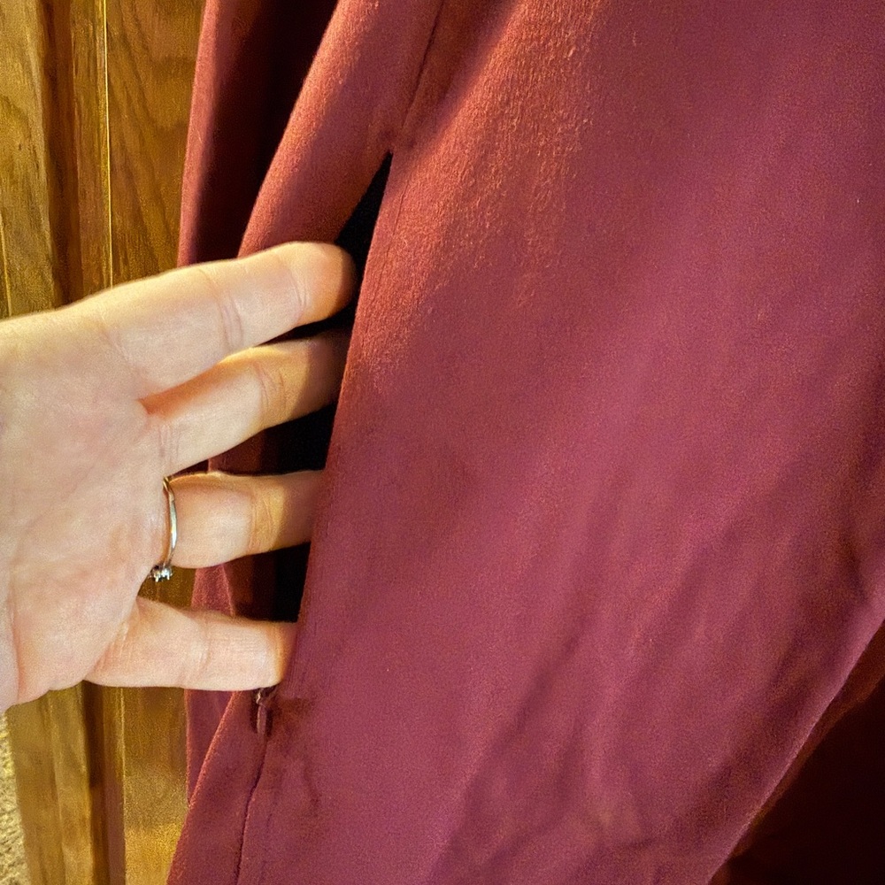 Duluth Trading Co Women's Burgundy Hooded tunic or dress - Picture 2 of 5